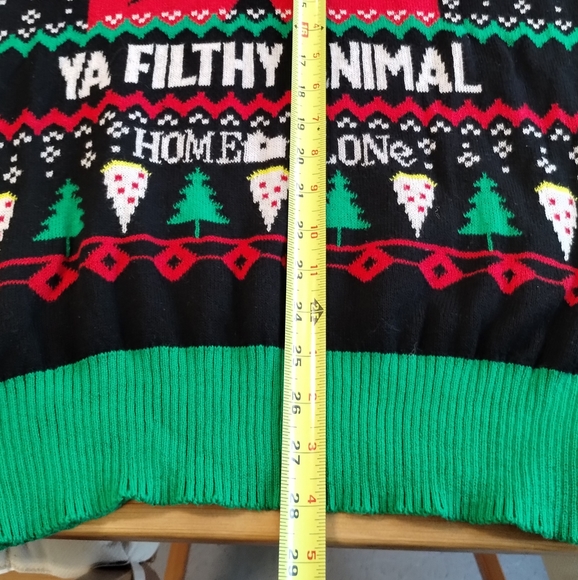 •Home Alone Ugly Christmas Sweater ya filthy animal Long Sleeve no size tag - Picture 10 of 12